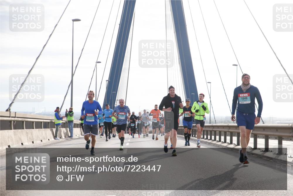 03.10.2024 - Köhlbrandbrückenlauf Jannik Wohlers http://msf.ph/oto/7223447 03.10.2024 09:24:16 Position 1 32, 1168, 1171, 1649 meine-sportfotos.de