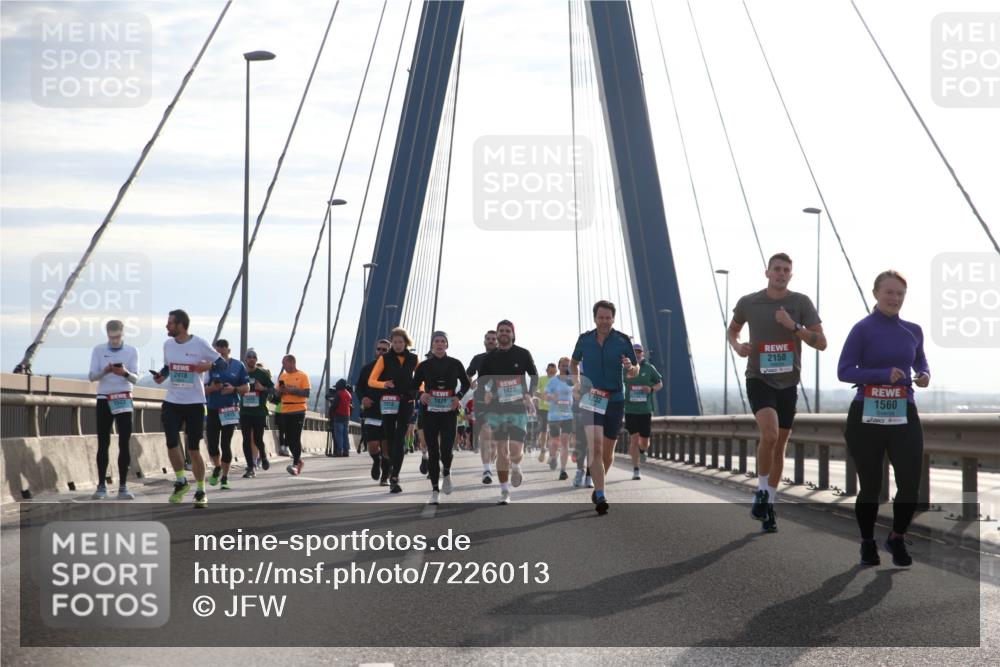 03.10.2024 - Köhlbrandbrückenlauf Jannik Wohlers http://msf.ph/oto/7226013 03.10.2024 09:24:44 Position 1 1522, 2418, 1422, 1232, 1421, 1912, 2150, 1560 meine-sportfotos.de