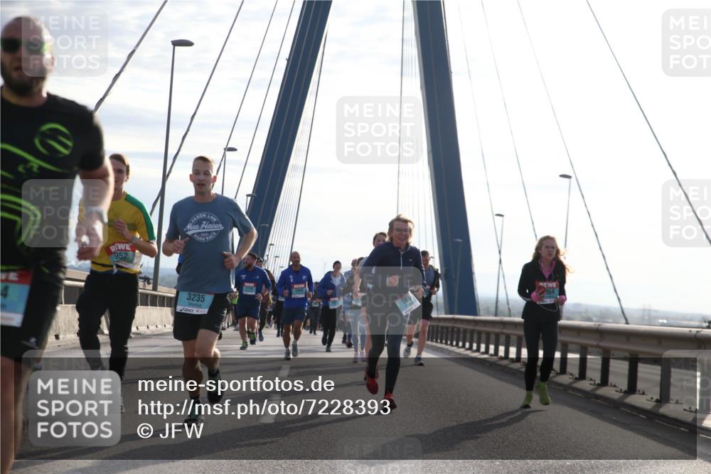 03.10.2024 - Köhlbrandbrückenlauf Jannik Wohlers http://msf.ph/oto/7228393 03.10.2024 09:25:10 Position 1 12, 4, 952, 3235, 1719, 1842 meine-sportfotos.de