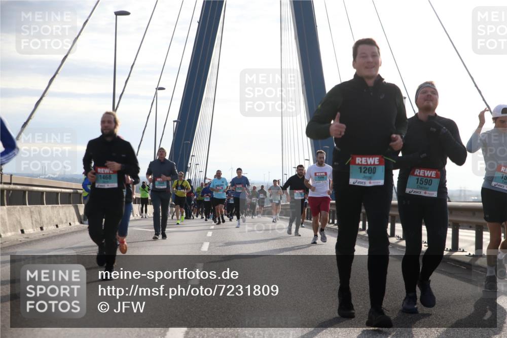 03.10.2024 - Köhlbrandbrückenlauf Jannik Wohlers http://msf.ph/oto/7231809 03.10.2024 09:25:19 Position 1 1468, 1844, 3728, 1596, 1200, 1590, 15 meine-sportfotos.de