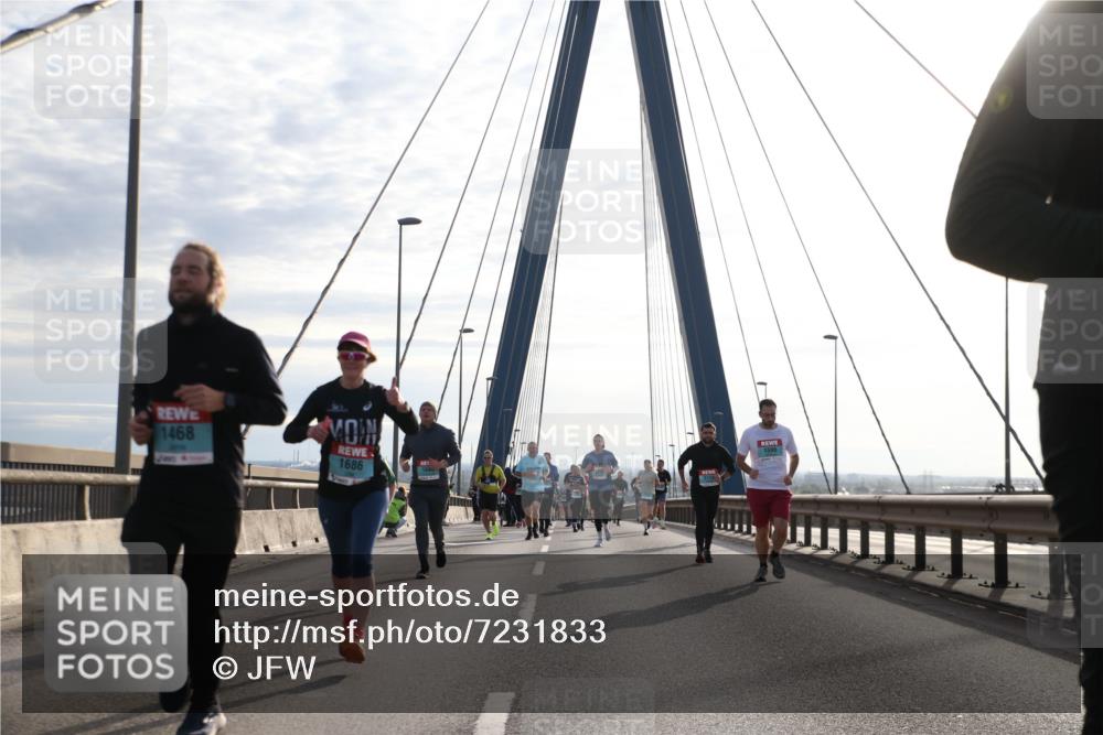 03.10.2024 - Köhlbrandbrückenlauf Jannik Wohlers http://msf.ph/oto/7231833 03.10.2024 09:25:20 Position 1 1468, 1686, 3728 meine-sportfotos.de