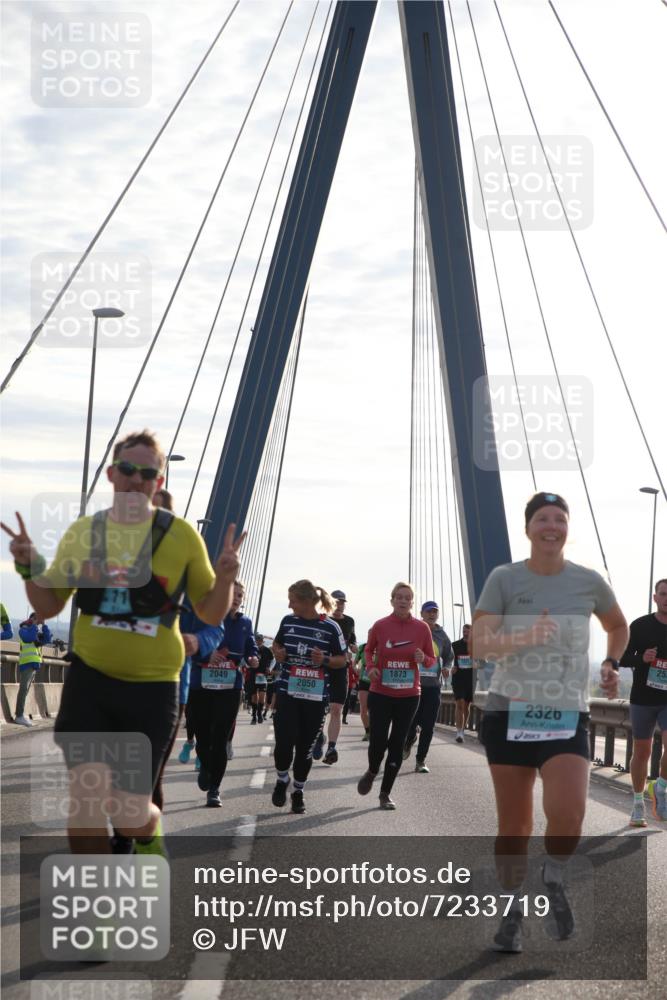 03.10.2024 - Köhlbrandbrückenlauf Jannik Wohlers http://msf.ph/oto/7233719 03.10.2024 09:25:28 Position 1 2049, 2050, 1873, 2326, 25 meine-sportfotos.de