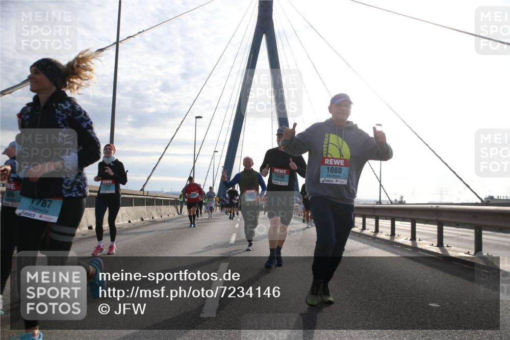 03.10.2024 - Köhlbrandbrückenlauf Jannik Wohlers http://msf.ph/oto/7234146 03.10.2024 09:25:33 Position 1 7787, 1751, 1886, 1398, 1080, 31 meine-sportfotos.de