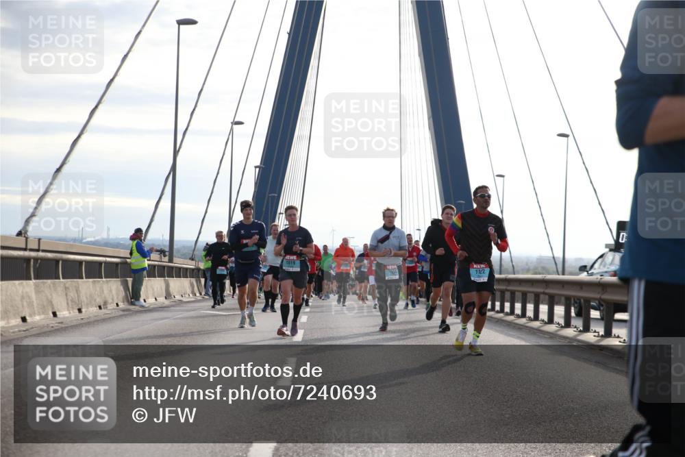 03.10.2024 - Köhlbrandbrückenlauf Jannik Wohlers http://msf.ph/oto/7240693 03.10.2024 09:26:07 Position 1 1819, 1956, 1122, 0 meine-sportfotos.de