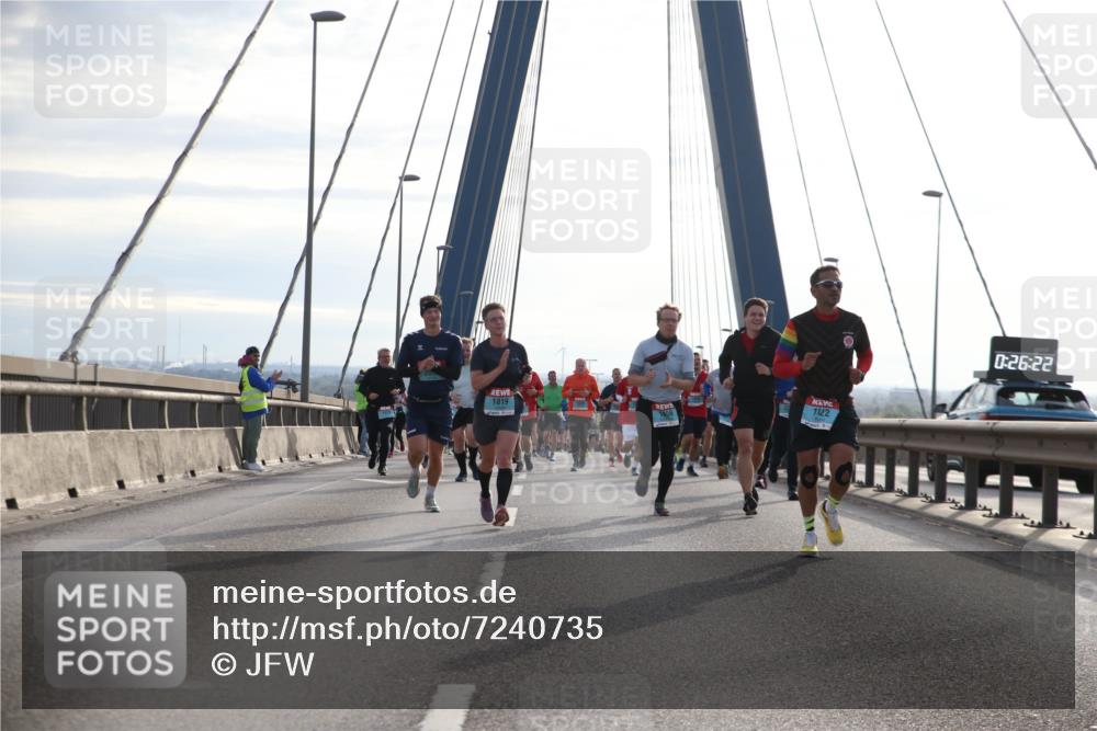 03.10.2024 - Köhlbrandbrückenlauf Jannik Wohlers http://msf.ph/oto/7240735 03.10.2024 09:26:07 Position 1 1819, 1956, 1122, 0, 26, 22 meine-sportfotos.de