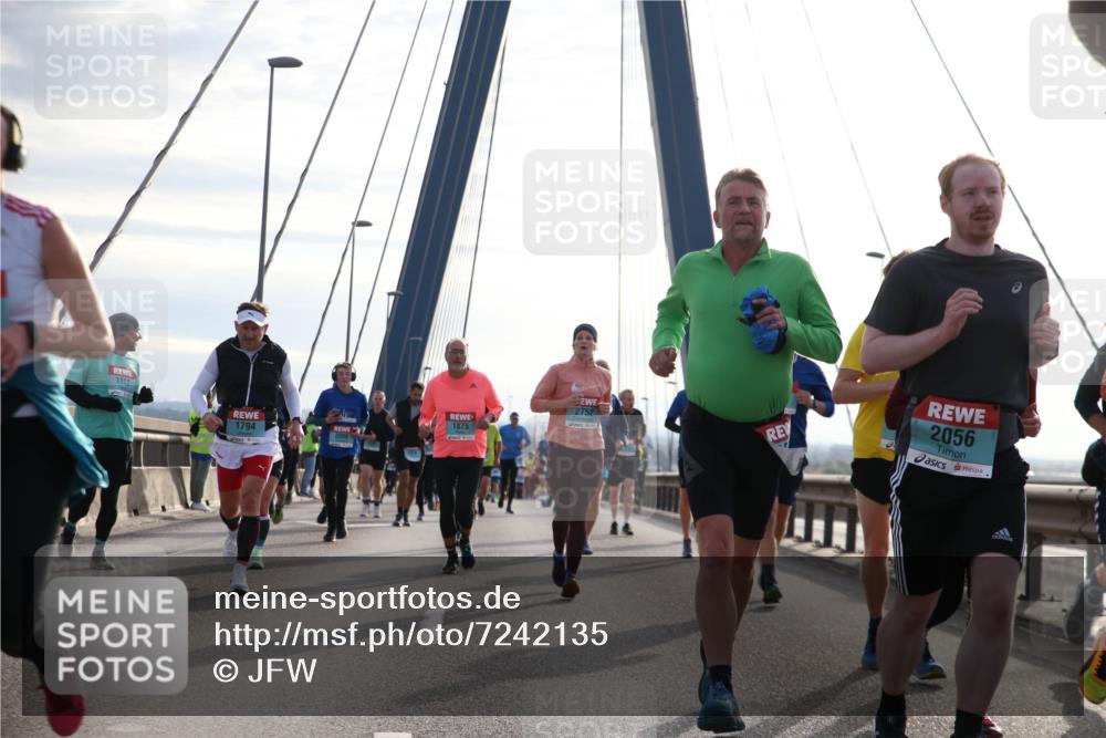 03.10.2024 - Köhlbrandbrückenlauf Jannik Wohlers http://msf.ph/oto/7242135 03.10.2024 09:26:20 Position 1 1812, 2752, 1875, 1794, 2056 meine-sportfotos.de