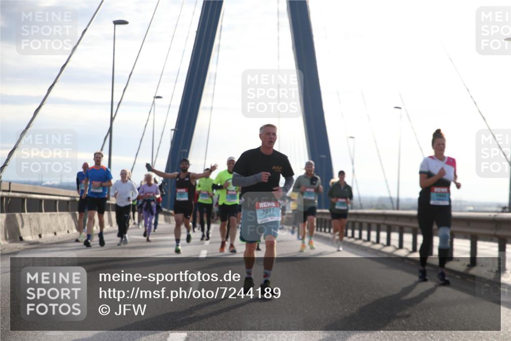 03.10.2024 - Köhlbrandbrückenlauf Jannik Wohlers http://msf.ph/oto/7244189 03.10.2024 09:26:36 Position 1 2017 meine-sportfotos.de