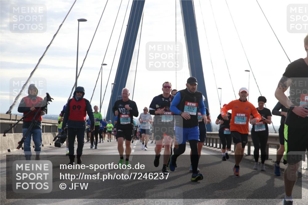 03.10.2024 - Köhlbrandbrückenlauf Jannik Wohlers http://msf.ph/oto/7246237 03.10.2024 09:26:48 Position 1 09, 2238, 1610, 2373, 1110, 2395 meine-sportfotos.de