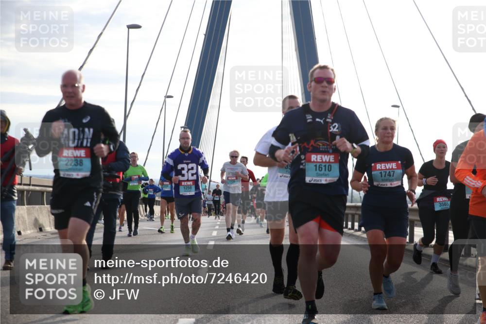 03.10.2024 - Köhlbrandbrückenlauf Jannik Wohlers http://msf.ph/oto/7246420 03.10.2024 09:26:49 Position 1 2238, 32, 1259, 1735, 1610, 1747, 3565 meine-sportfotos.de