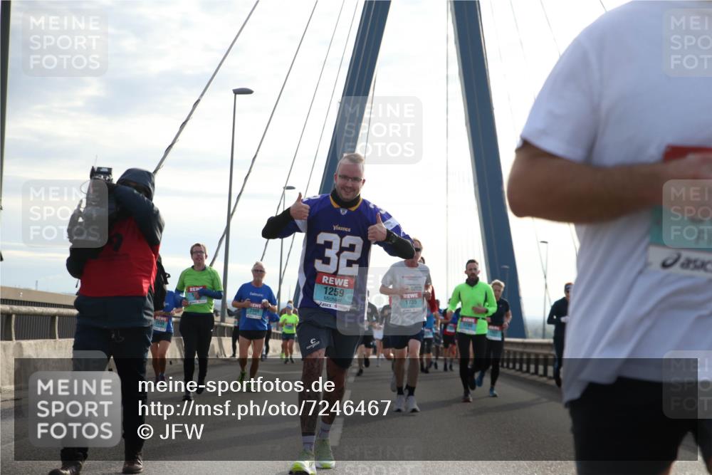 03.10.2024 - Köhlbrandbrückenlauf Jannik Wohlers http://msf.ph/oto/7246467 03.10.2024 09:26:51 Position 1 2088, 32, 1259, 1735 meine-sportfotos.de