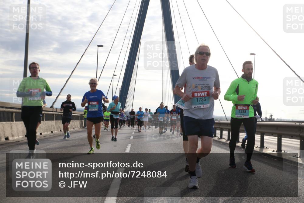 03.10.2024 - Köhlbrandbrückenlauf Jannik Wohlers http://msf.ph/oto/7248084 03.10.2024 09:26:54 Position 1 35, 2088, 1289, 29, 2024, 1735, 1288 meine-sportfotos.de