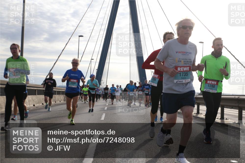 03.10.2024 - Köhlbrandbrückenlauf Jannik Wohlers http://msf.ph/oto/7248098 03.10.2024 09:26:55 Position 1 2088, 1851, 1289, 29, 2034, 1735, 1288 meine-sportfotos.de