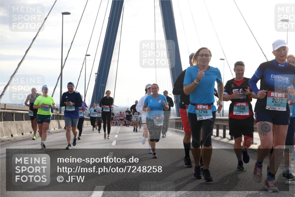 03.10.2024 - Köhlbrandbrückenlauf Jannik Wohlers http://msf.ph/oto/7248258 03.10.2024 09:26:59 Position 1 1543, 1282, 1801, 1925, 1643, 1798, 2090, 2072 meine-sportfotos.de