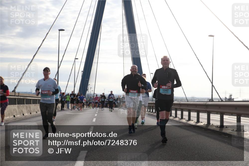 03.10.2024 - Köhlbrandbrückenlauf Jannik Wohlers http://msf.ph/oto/7248376 03.10.2024 09:27:06 Position 1 1342, 1746, 1684 meine-sportfotos.de