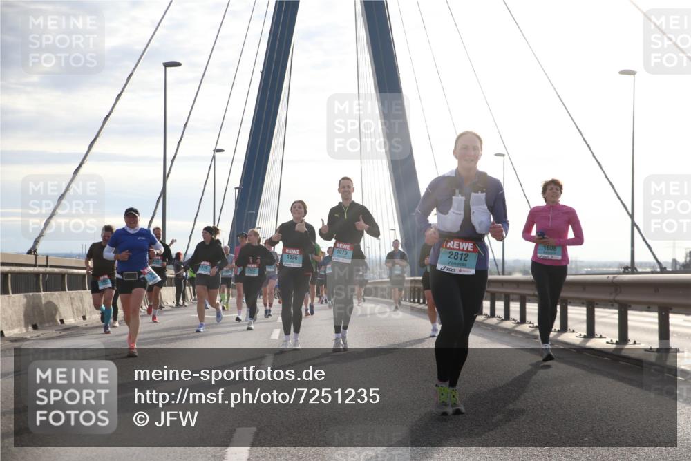 03.10.2024 - Köhlbrandbrückenlauf Jannik Wohlers http://msf.ph/oto/7251235 03.10.2024 09:27:15 Position 1 2812, 1079, 1526, 1608 meine-sportfotos.de