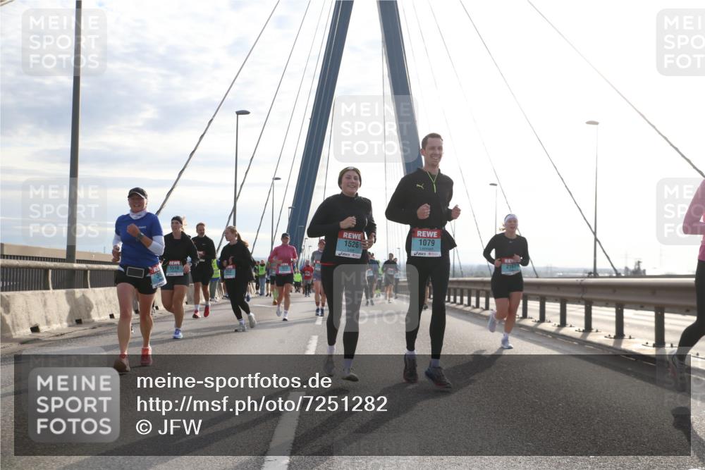 03.10.2024 - Köhlbrandbrückenlauf Jannik Wohlers http://msf.ph/oto/7251282 03.10.2024 09:27:16 Position 1 1510, 1526, 1079 meine-sportfotos.de