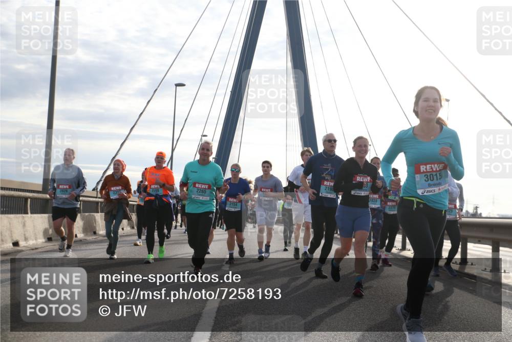 03.10.2024 - Köhlbrandbrückenlauf Jannik Wohlers http://msf.ph/oto/7258193 03.10.2024 09:28:50 Position 1 93, 2190, 3598, 2265, 1, 1828, 2026, 2313, 2270, 3154, 3015 meine-sportfotos.de