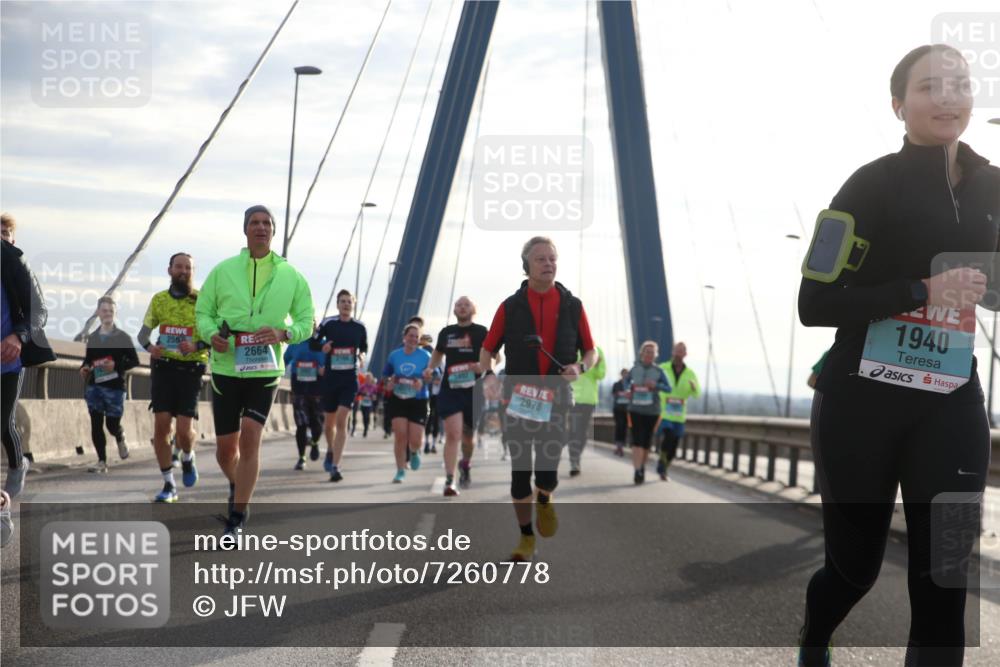 03.10.2024 - Köhlbrandbrückenlauf Jannik Wohlers http://msf.ph/oto/7260778 03.10.2024 09:28:54 Position 1 256, 2664, 2978, 1940 meine-sportfotos.de