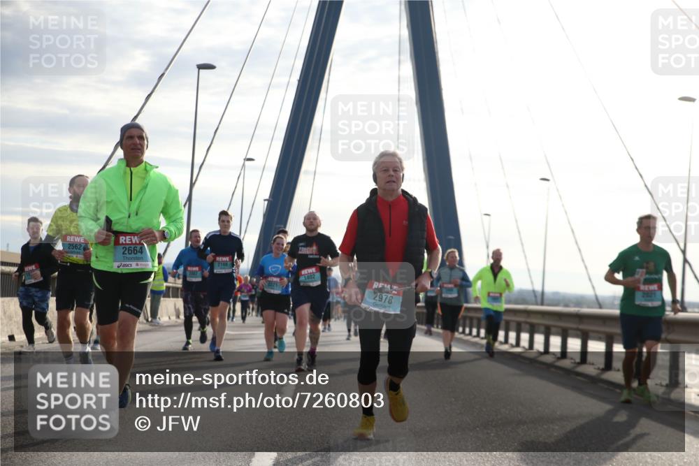 03.10.2024 - Köhlbrandbrückenlauf Jannik Wohlers http://msf.ph/oto/7260803 03.10.2024 09:28:55 Position 1 2562, 2664, 2166, 2082, 1402, 2221, 2978 meine-sportfotos.de