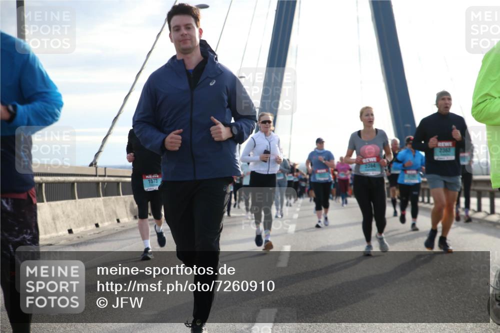 03.10.2024 - Köhlbrandbrückenlauf Jannik Wohlers http://msf.ph/oto/7260910 03.10.2024 09:29:00 Position 1 1573, 2364, 2363 meine-sportfotos.de
