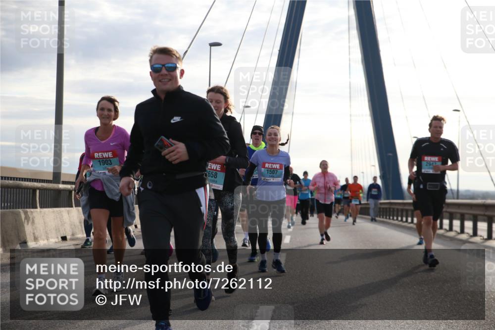 03.10.2024 - Köhlbrandbrückenlauf Jannik Wohlers http://msf.ph/oto/7262112 03.10.2024 09:29:22 Position 1 1903, 658, 1507, 2947 meine-sportfotos.de