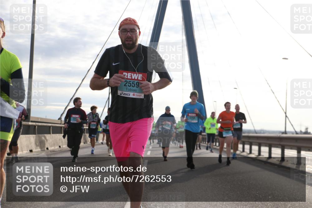 03.10.2024 - Köhlbrandbrückenlauf Jannik Wohlers http://msf.ph/oto/7262553 03.10.2024 09:29:29 Position 1 22, 2559 meine-sportfotos.de