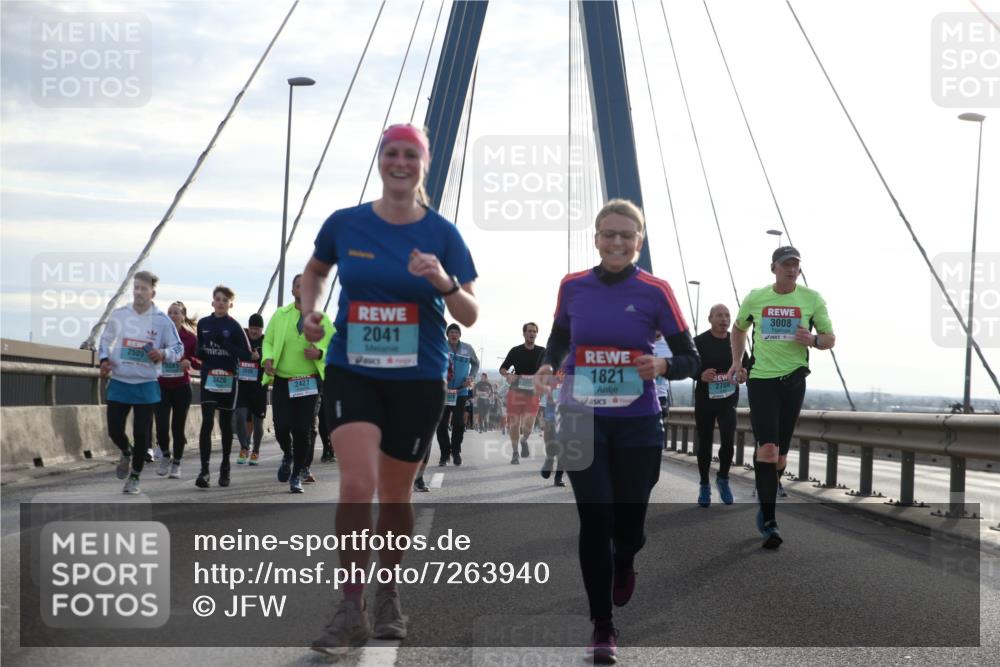 03.10.2024 - Köhlbrandbrückenlauf Jannik Wohlers http://msf.ph/oto/7263940 03.10.2024 09:29:41 Position 1 2509, 2045, 2426, 2427, 2041, 1821, 2708, 3008 meine-sportfotos.de