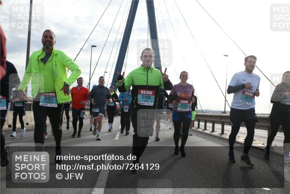 03.10.2024 - Köhlbrandbrückenlauf Jannik Wohlers http://msf.ph/oto/7264129 03.10.2024 09:29:45 Position 1 2427, 2046, 1428, 3160, 2255, 3076 meine-sportfotos.de
