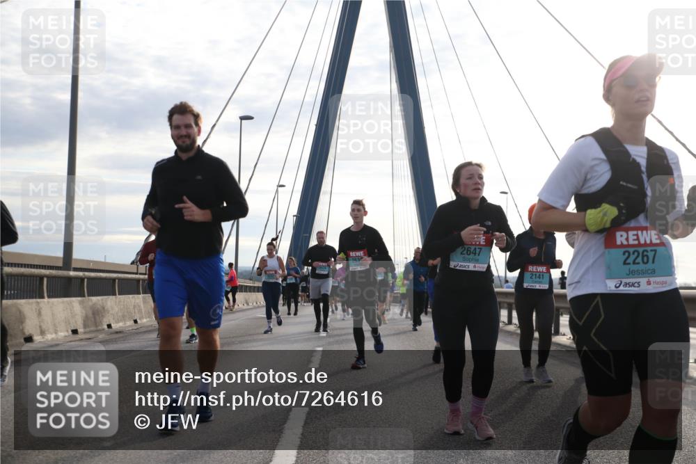 03.10.2024 - Köhlbrandbrückenlauf Jannik Wohlers http://msf.ph/oto/7264616 03.10.2024 09:30:06 Position 1 2647, 263, 2141, 2267 meine-sportfotos.de