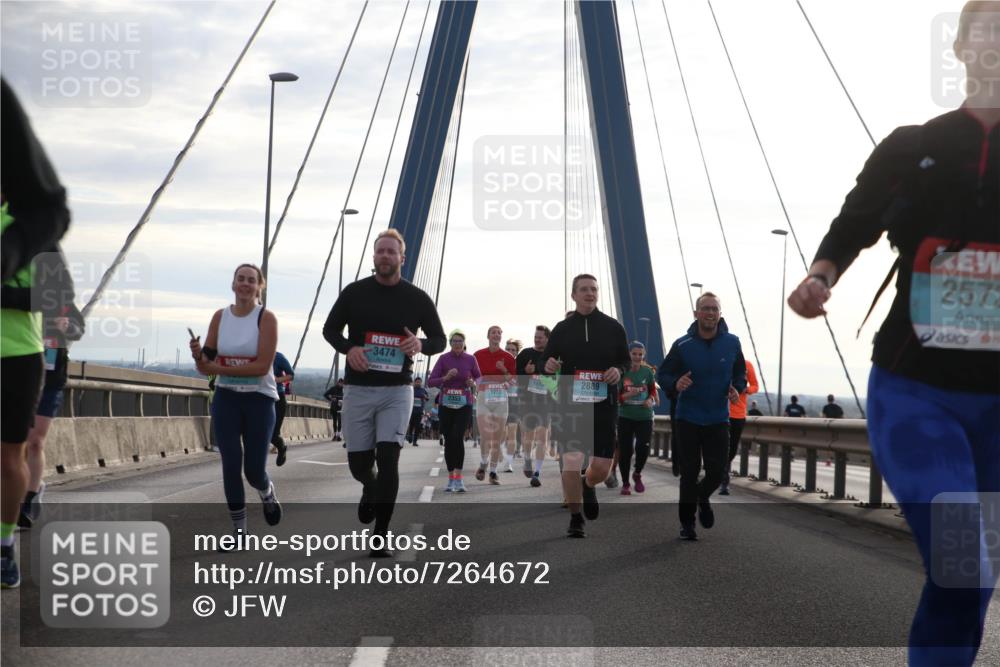 03.10.2024 - Köhlbrandbrückenlauf Jannik Wohlers http://msf.ph/oto/7264672 03.10.2024 09:30:08 Position 1 3474, 2889, 2353, 173, 2572 meine-sportfotos.de