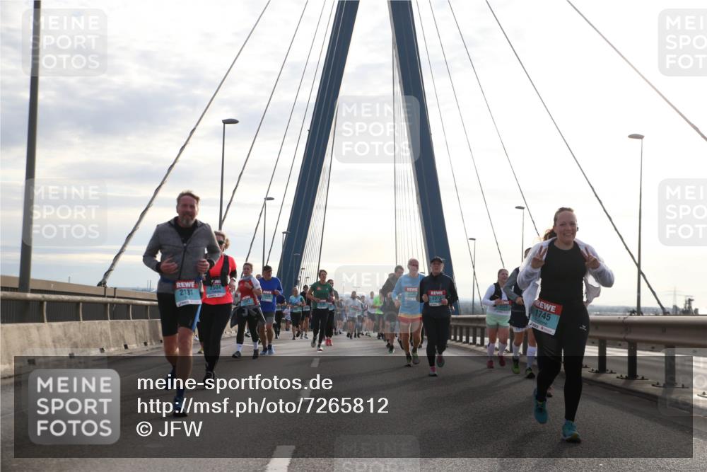 03.10.2024 - Köhlbrandbrückenlauf Jannik Wohlers http://msf.ph/oto/7265812 03.10.2024 09:30:24 Position 1 2504, 2131, 2372, 1745 meine-sportfotos.de