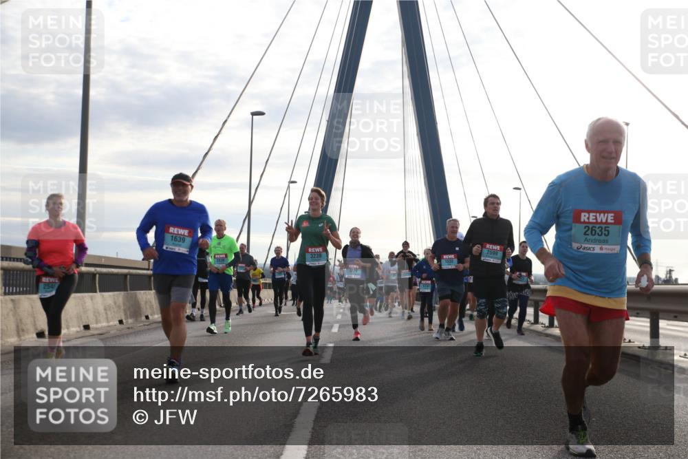 03.10.2024 - Köhlbrandbrückenlauf Jannik Wohlers http://msf.ph/oto/7265983 03.10.2024 09:30:29 Position 1 2541, 3239, 3228, 1532, 2599, 2635, 1639, 2839 meine-sportfotos.de