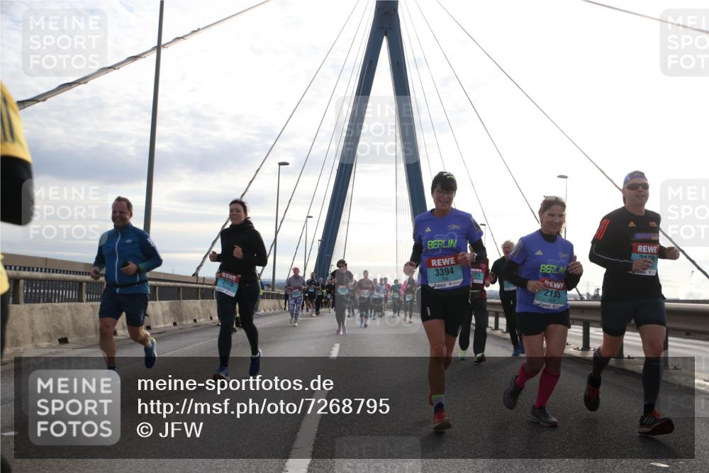 03.10.2024 - Köhlbrandbrückenlauf Jannik Wohlers http://msf.ph/oto/7268795 03.10.2024 09:30:47 Position 1 2770, 3394, 2211, 2199, 346 meine-sportfotos.de
