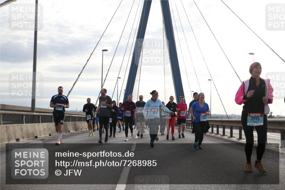 03.10.2024 - Köhlbrandbrückenlauf Jannik Wohlers http://msf.ph/oto/7268985 03.10.2024 09:30:54 Position 1 3714, 1578, 2713 meine-sportfotos.de