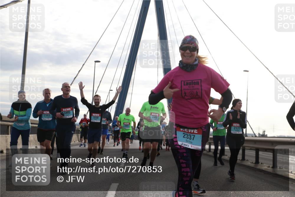 03.10.2024 - Köhlbrandbrückenlauf Jannik Wohlers http://msf.ph/oto/7270853 03.10.2024 09:31:14 Position 1 3405, 2383, 3259, 2407, 2408, 2337, 1190, 2171 meine-sportfotos.de