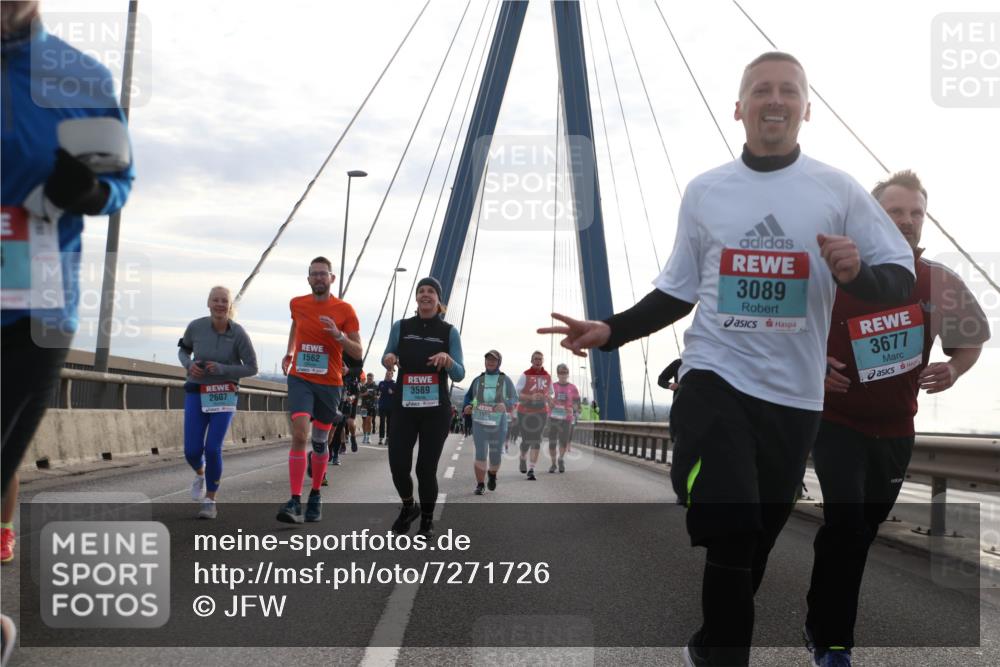 03.10.2024 - Köhlbrandbrückenlauf Jannik Wohlers http://msf.ph/oto/7271726 03.10.2024 09:31:22 Position 1 1995, 1562, 3589, 2607, 3089, 3677 meine-sportfotos.de