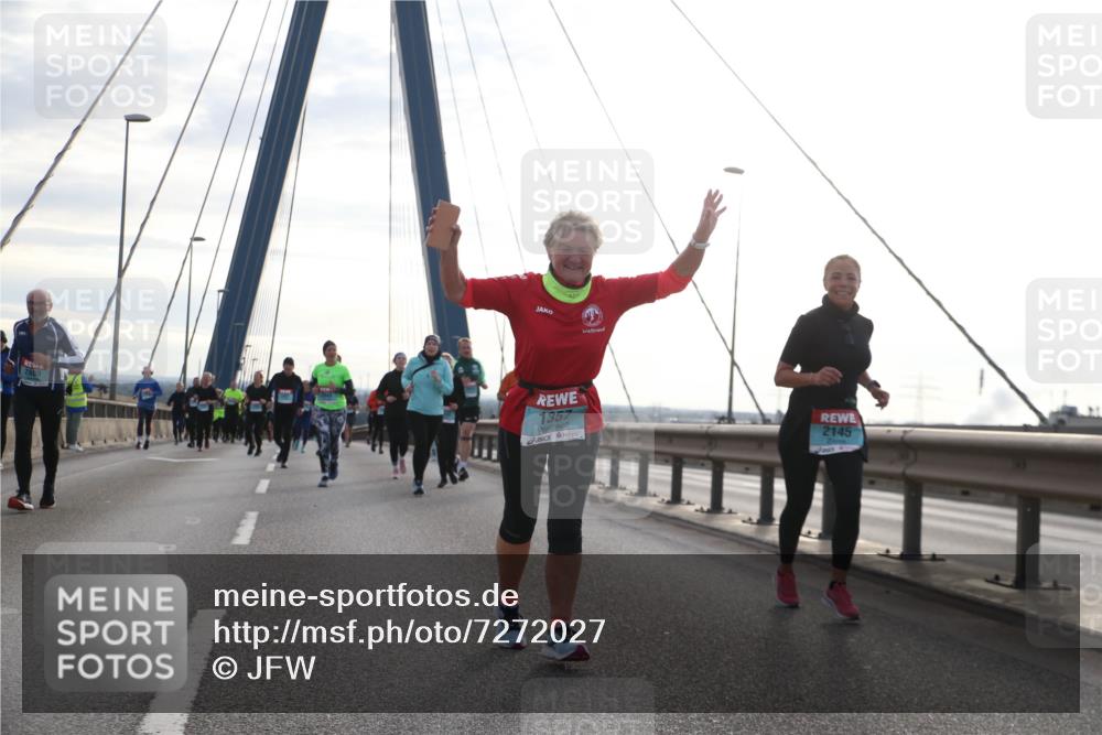 03.10.2024 - Köhlbrandbrückenlauf Jannik Wohlers http://msf.ph/oto/7272027 03.10.2024 09:31:32 Position 1 2800, 1357, 2145 meine-sportfotos.de