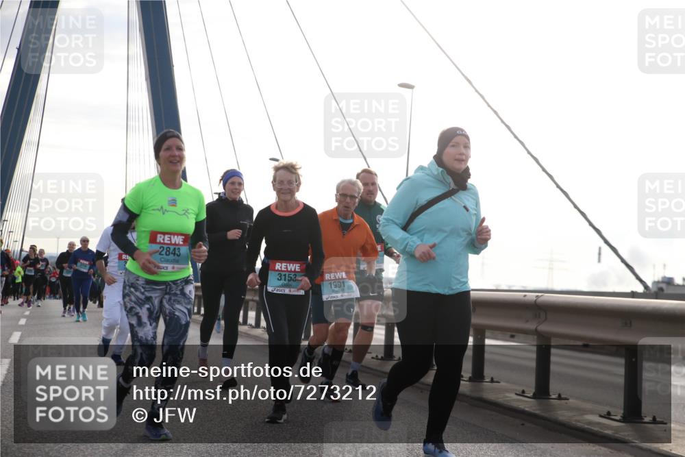 03.10.2024 - Köhlbrandbrückenlauf Jannik Wohlers http://msf.ph/oto/7273212 03.10.2024 09:31:36 Position 1 2843, 3153, 1991 meine-sportfotos.de