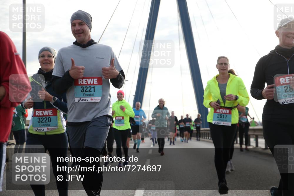 03.10.2024 - Köhlbrandbrückenlauf Jannik Wohlers http://msf.ph/oto/7274697 03.10.2024 09:31:53 Position 1 3220, 3221, 2505, 2617, 28 meine-sportfotos.de