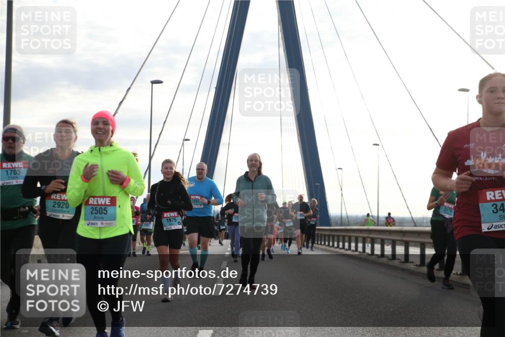 03.10.2024 - Köhlbrandbrückenlauf Jannik Wohlers http://msf.ph/oto/7274739 03.10.2024 09:31:54 Position 1 1705, 2920, 2505, 1975, 2081, 2276, 34 meine-sportfotos.de