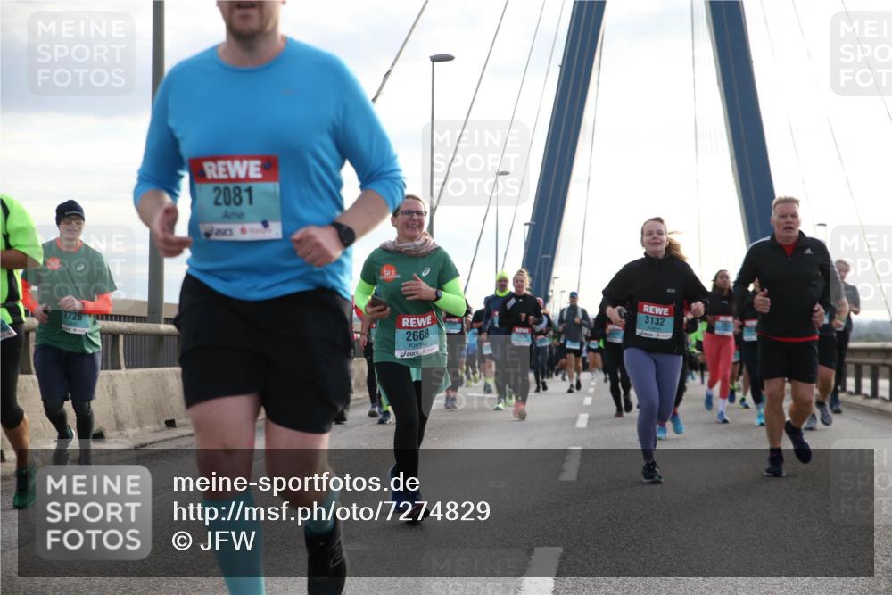 03.10.2024 - Köhlbrandbrückenlauf Jannik Wohlers http://msf.ph/oto/7274829 03.10.2024 09:31:58 Position 1 2726, 2081, 2668, 1979, 3132 meine-sportfotos.de