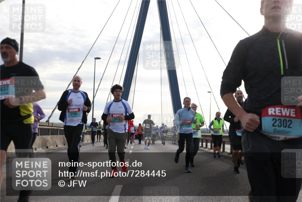 03.10.2024 - Köhlbrandbrückenlauf Jannik Wohlers http://msf.ph/oto/7284445 03.10.2024 09:32:29 Position 1 637, 2785, 267, 3205, 99, 2302 meine-sportfotos.de