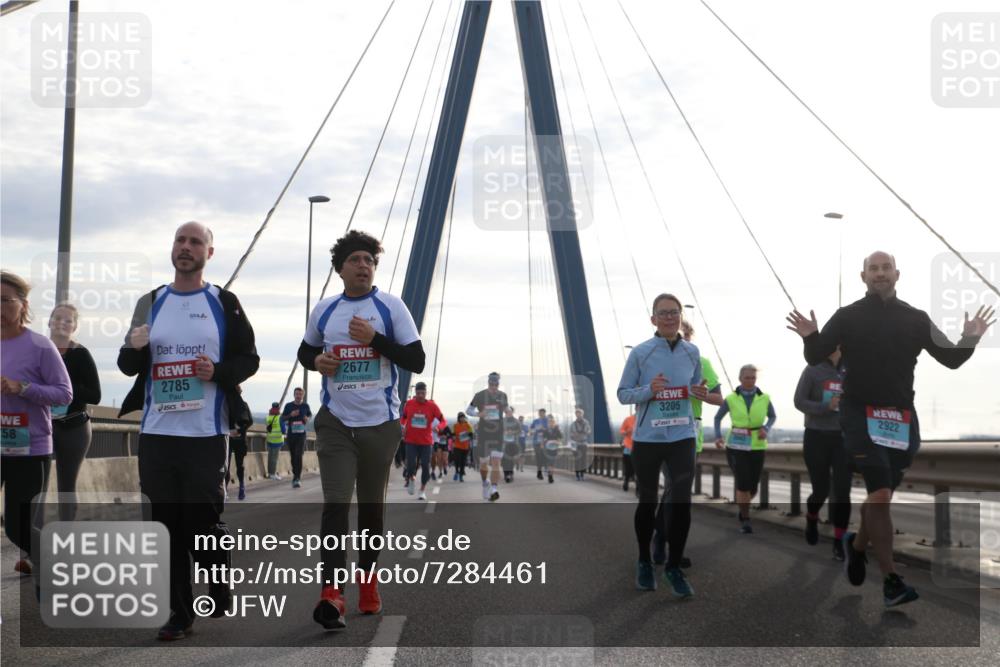 03.10.2024 - Köhlbrandbrückenlauf Jannik Wohlers http://msf.ph/oto/7284461 03.10.2024 09:32:30 Position 1 58, 2785, 2677, 3205, 2922 meine-sportfotos.de