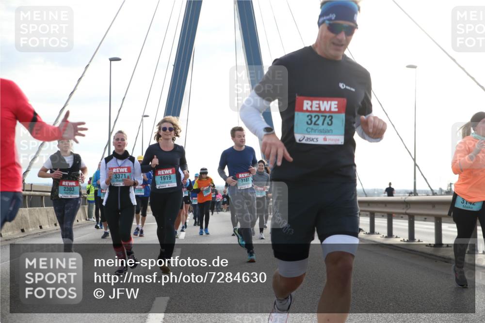03.10.2024 - Köhlbrandbrückenlauf Jannik Wohlers http://msf.ph/oto/7284630 03.10.2024 09:32:35 Position 1 2303, 3371, 1445, 1919, 3181, 1622, 3273, 314 meine-sportfotos.de