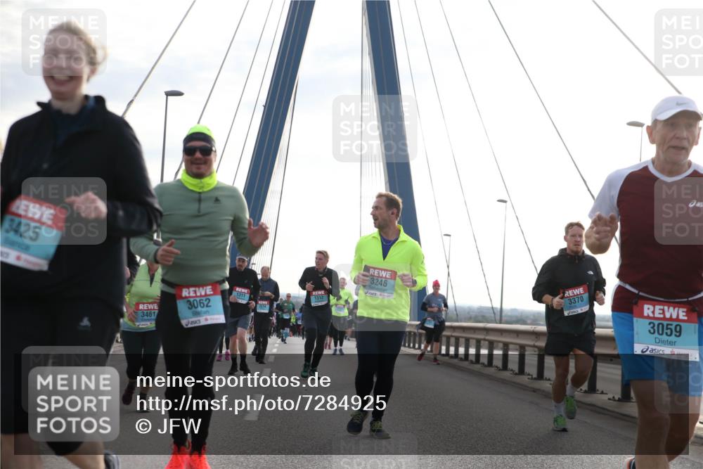 03.10.2024 - Köhlbrandbrückenlauf Jannik Wohlers http://msf.ph/oto/7284925 03.10.2024 09:32:55 Position 1 3425, 3461, 3062, 1311, 2274, 1312, 3246, 3370, 3059 meine-sportfotos.de