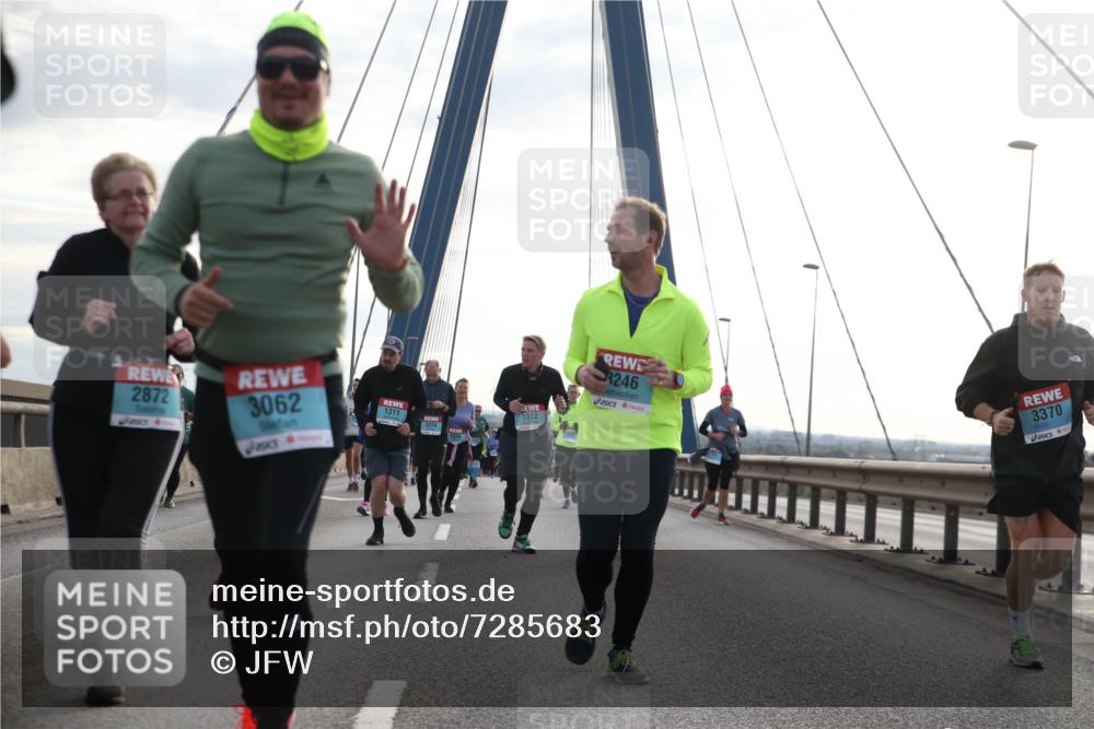 03.10.2024 - Köhlbrandbrückenlauf Jannik Wohlers http://msf.ph/oto/7285683 03.10.2024 09:32:55 Position 1 2872, 3062, 3246, 3370, 1312, 1311, 2274, 2914 meine-sportfotos.de