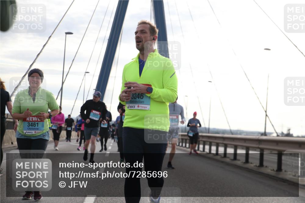 03.10.2024 - Köhlbrandbrückenlauf Jannik Wohlers http://msf.ph/oto/7285696 03.10.2024 09:32:57 Position 1 3461, 1311, 3246, 1254 meine-sportfotos.de