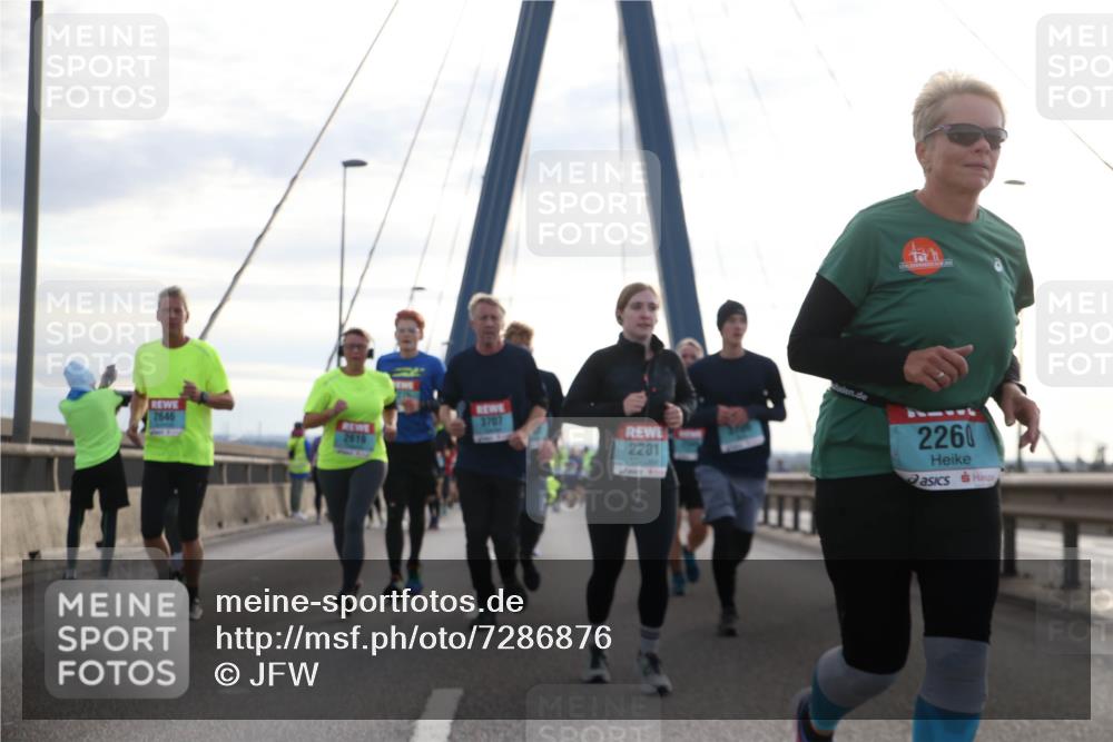 03.10.2024 - Köhlbrandbrückenlauf Jannik Wohlers http://msf.ph/oto/7286876 03.10.2024 09:33:10 Position 1 2646, 3707, 2619, 2201, 2260 meine-sportfotos.de