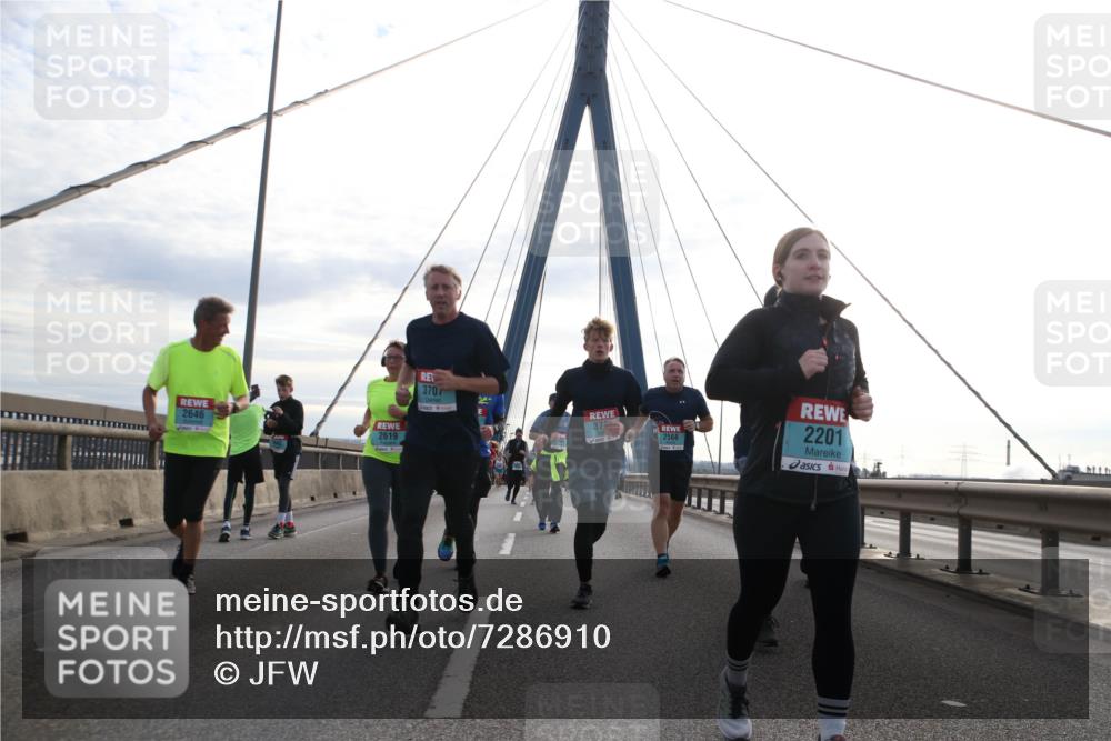 03.10.2024 - Köhlbrandbrückenlauf Jannik Wohlers http://msf.ph/oto/7286910 03.10.2024 09:33:12 Position 1 2646, 2619, 3707, 37, 2566, 2201 meine-sportfotos.de