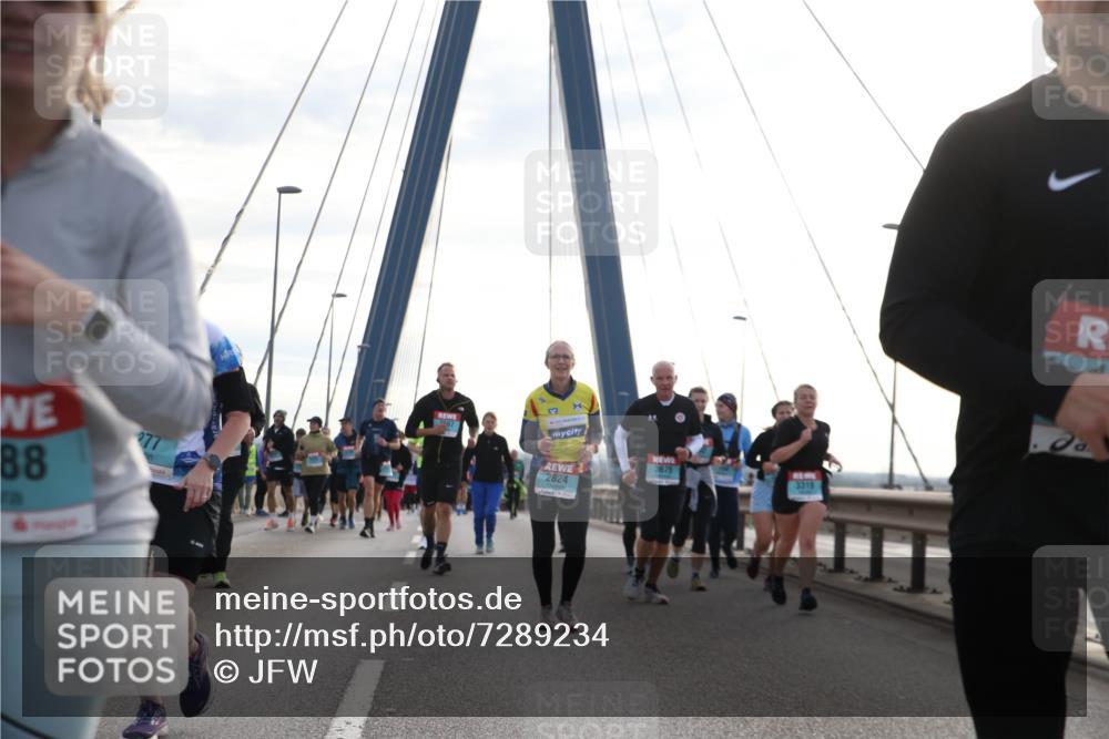 03.10.2024 - Köhlbrandbrückenlauf Jannik Wohlers http://msf.ph/oto/7289234 03.10.2024 09:33:52 Position 1 88, 277, 2567, 3675, 2824, 3319 meine-sportfotos.de